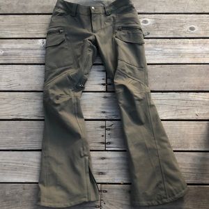 Burton ski/snowboard pants